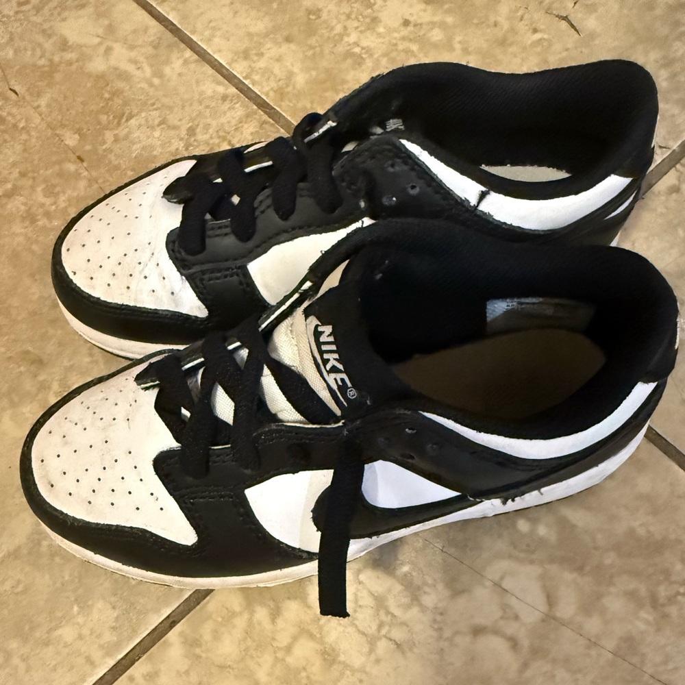 Nike Black and White Sneakers panda toddler 12C